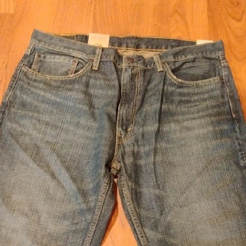 Levi's Blue 559 Relaxed Jeans 38x32 with Lived-In Look